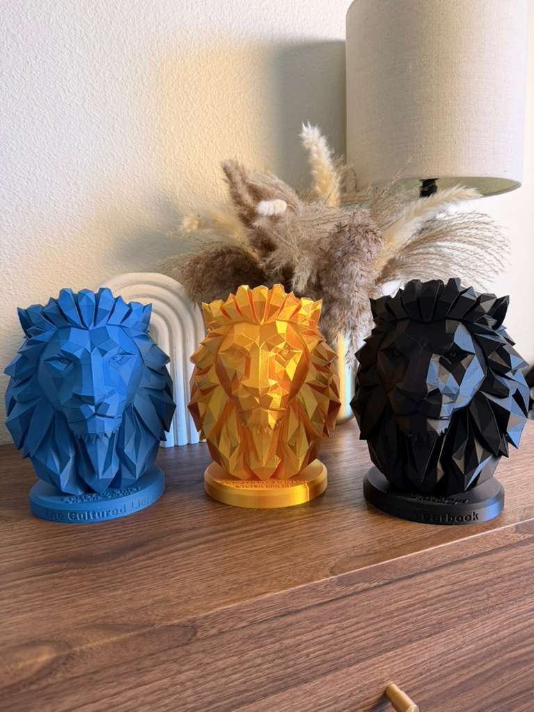 Low poly Lion Sculpture