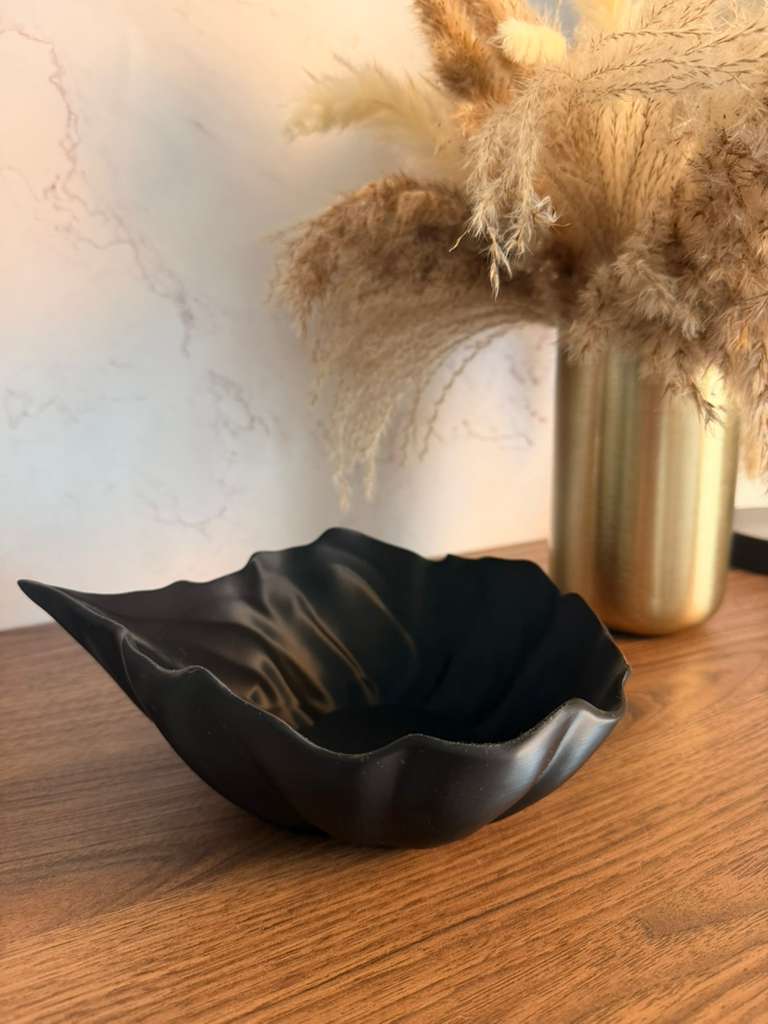 Leaf Shaped Decorative Bowl