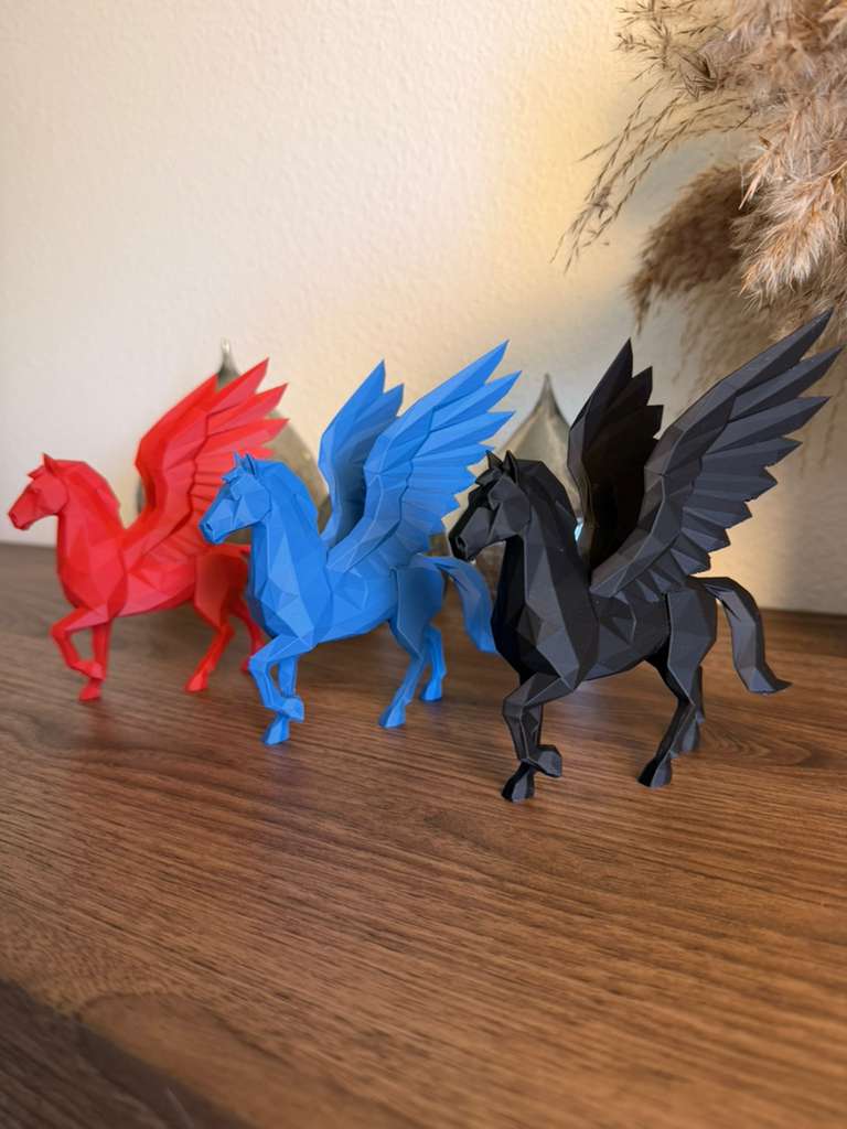 Low Poly Pegasus Sculpture