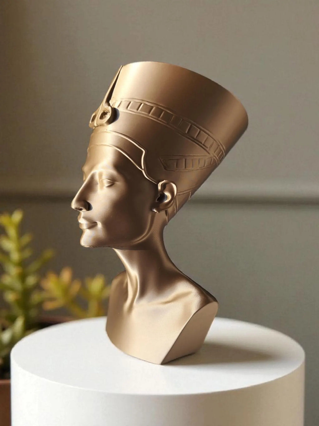 Nefertiti Bust Sculpture