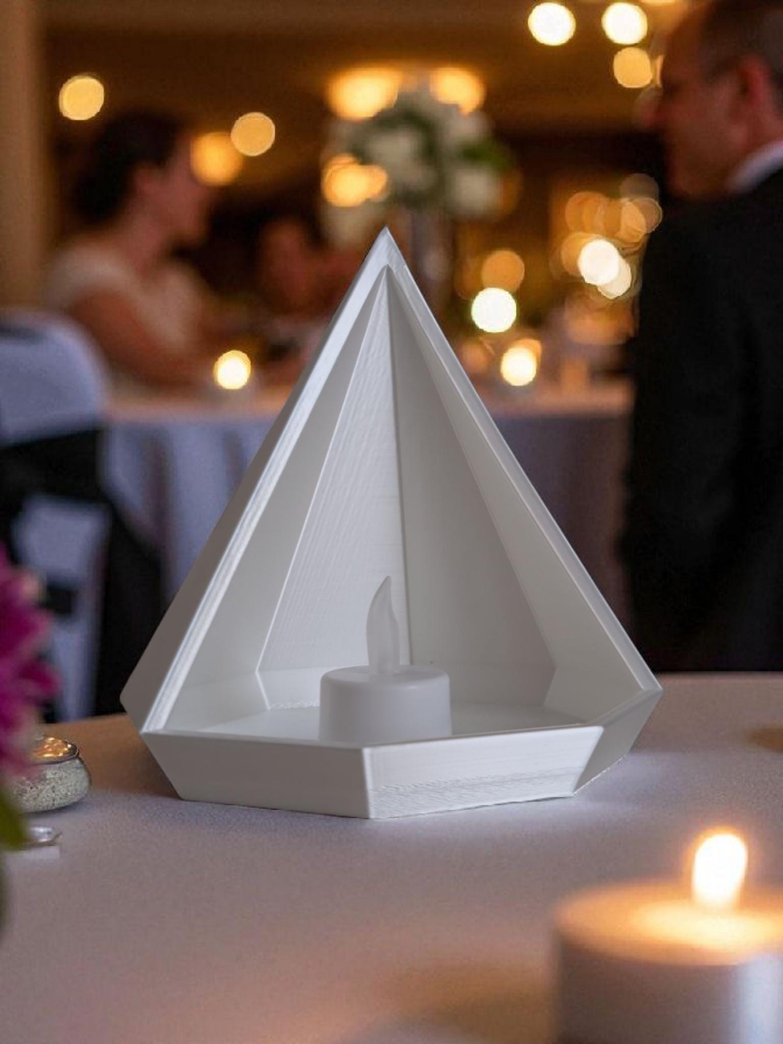 Geometric Pyramid Tray