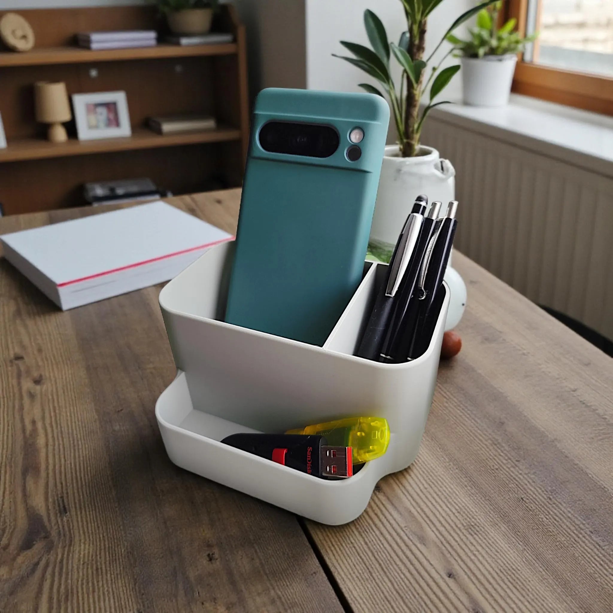 Curved Desk Organizer
