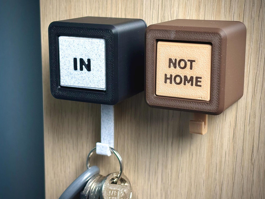 Key Holder with Rotating Sign