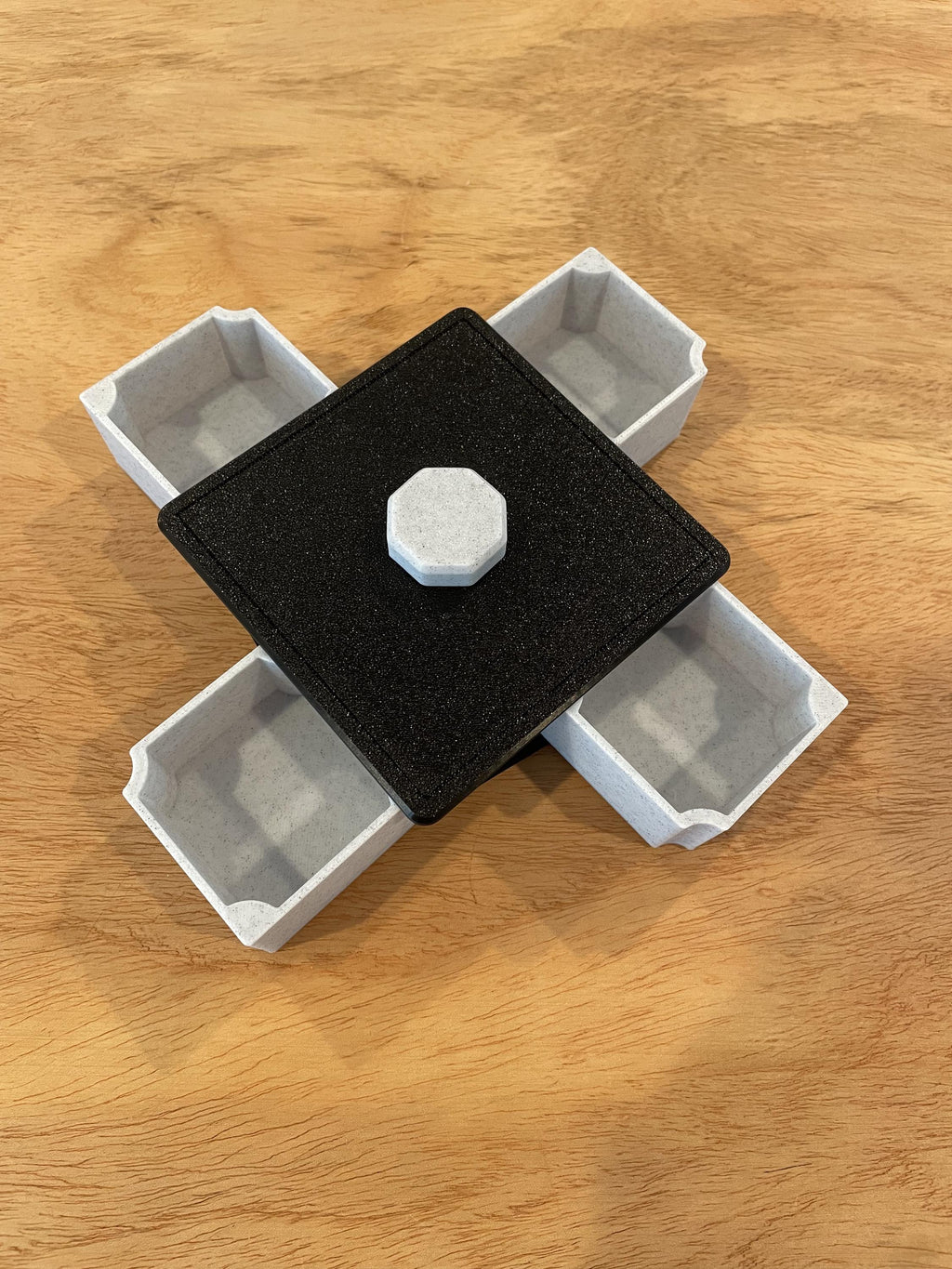 Rotating Storage Box