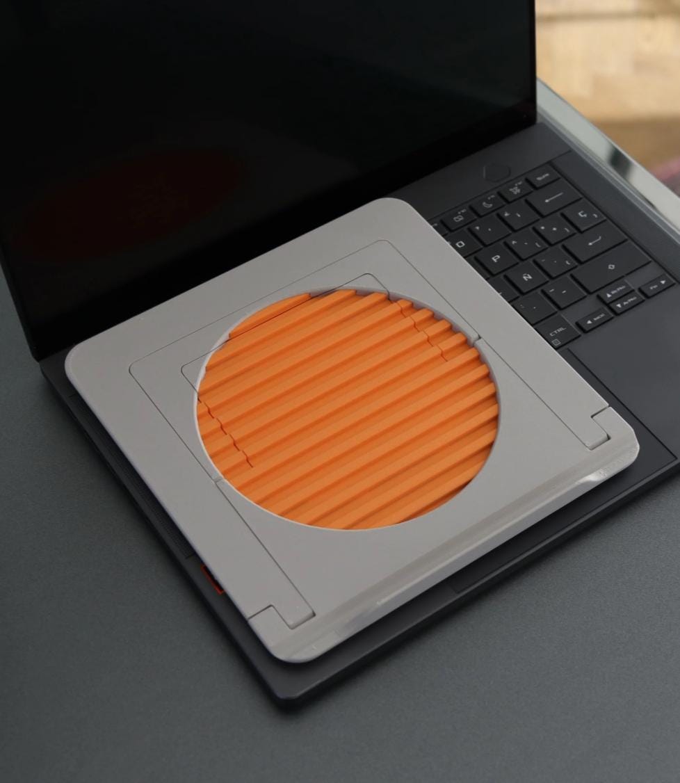 Foldable Laptop Stand