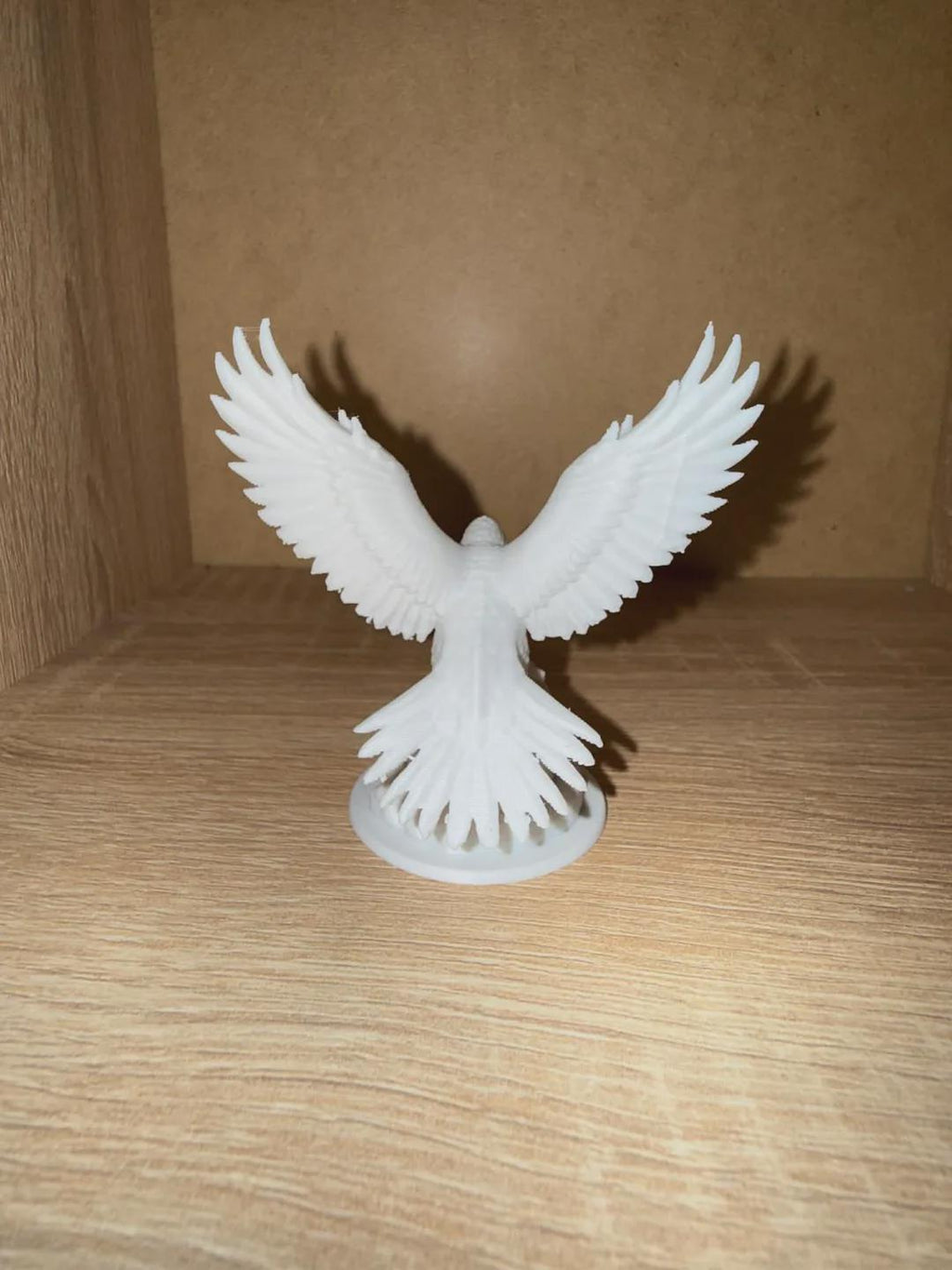 Majestic Eagle Sculpture