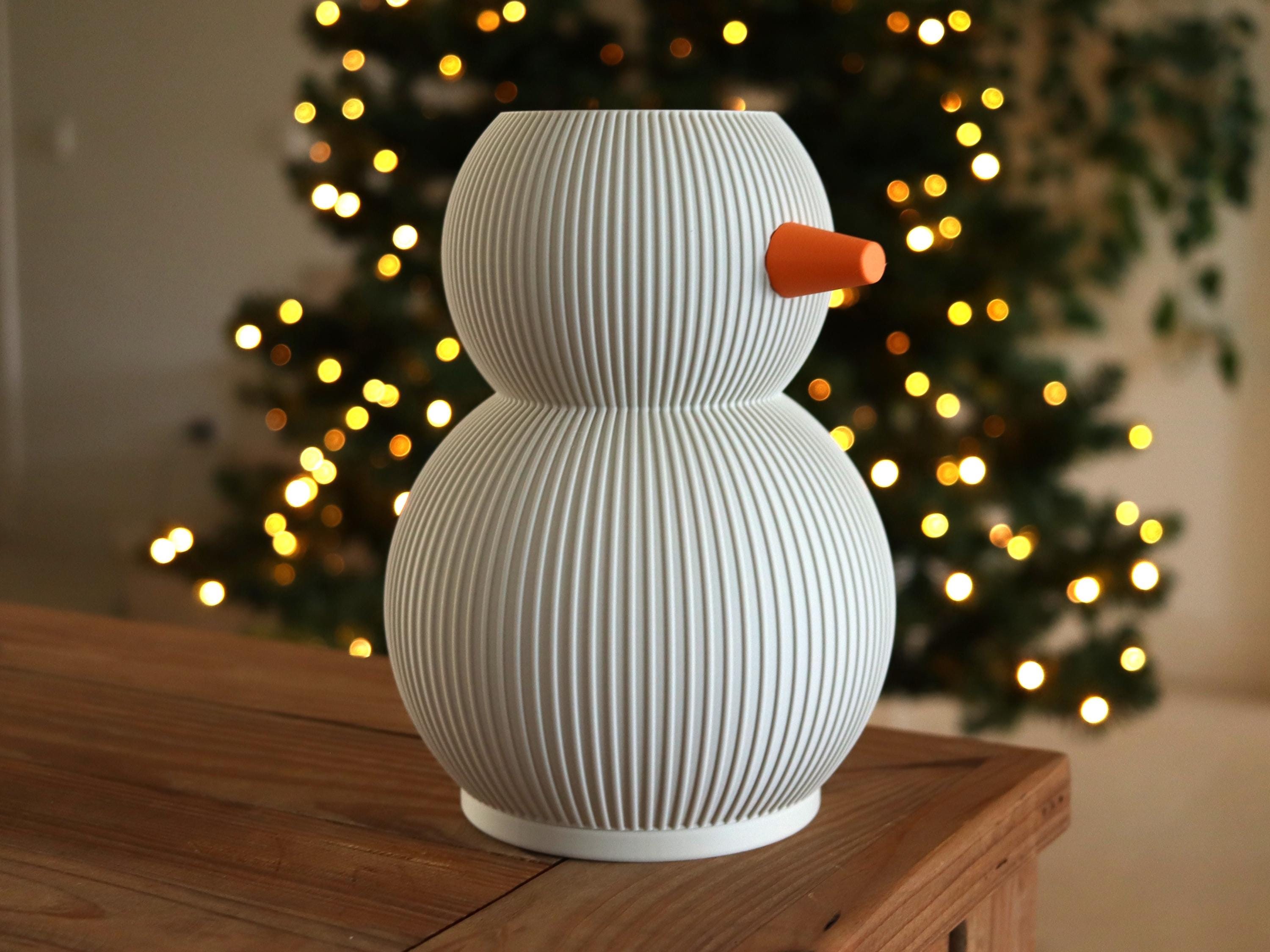 3D Printed Snowman Lamp