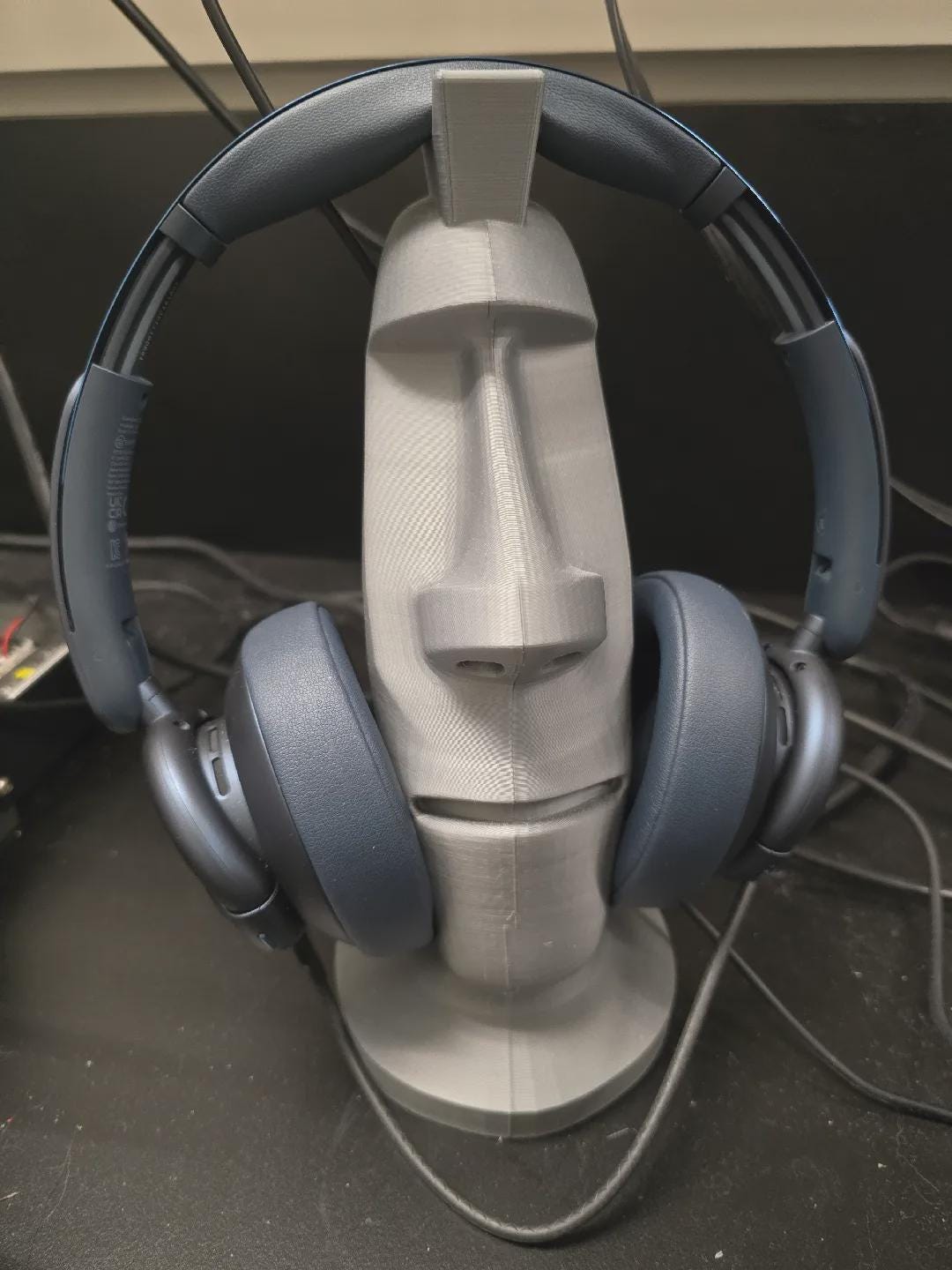 Moai Headphone Stand