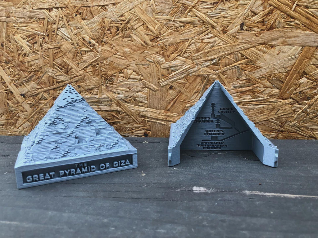 Pyramid of Giza Sculpture