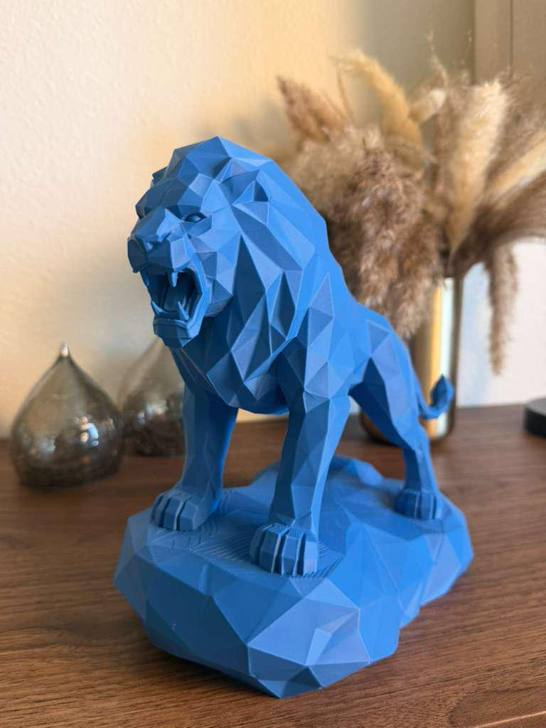 Majestic Lion Statue
