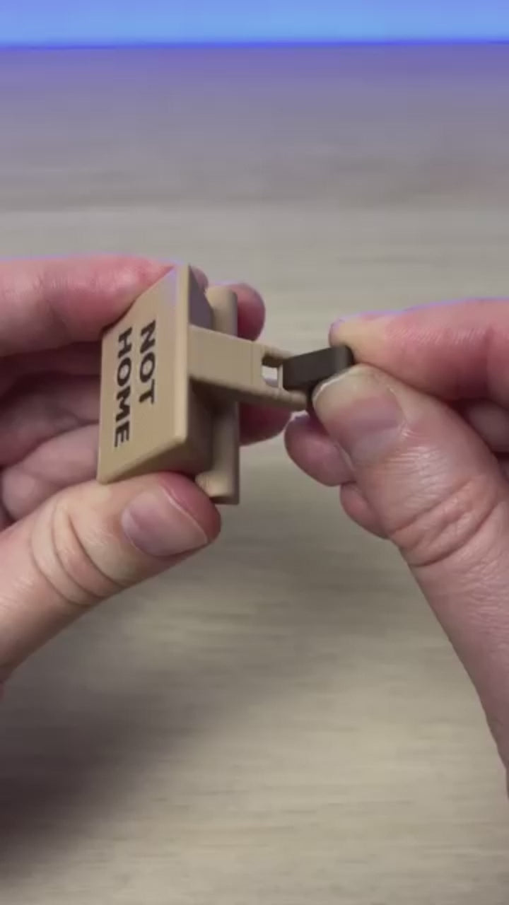 Key Holder with Rotating Sign