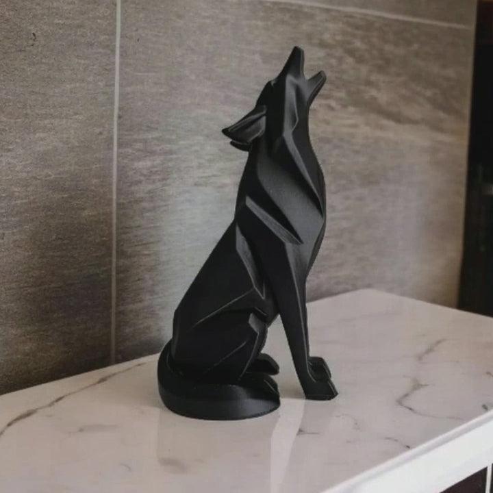 3D Printed Howling Wolf Sculpture