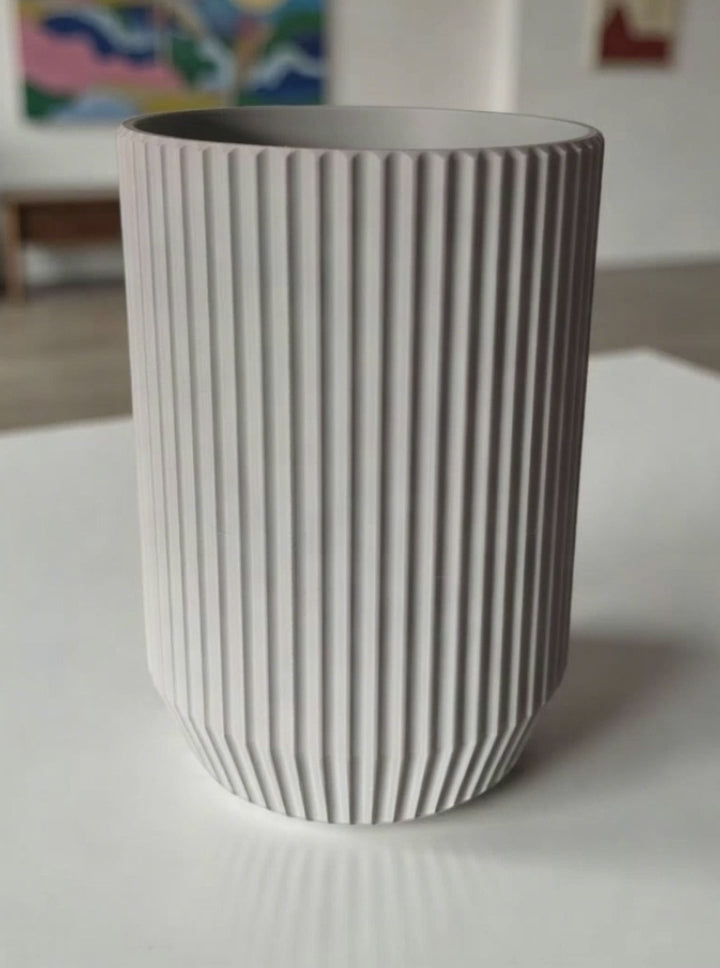 Ribbed Utensil Holder